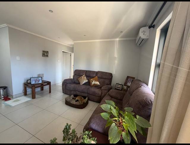 2 BEDROOM APARTMENT FOR SALE IN NEW TOWN CENTRE